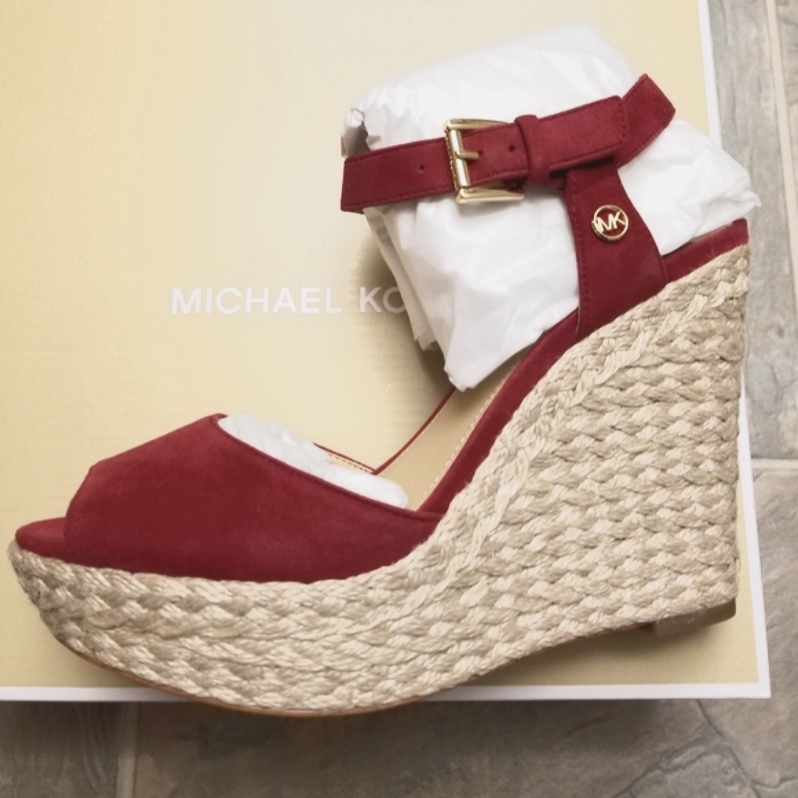 New Michael Kors Carlyn Wedge Berry Heels Sandals